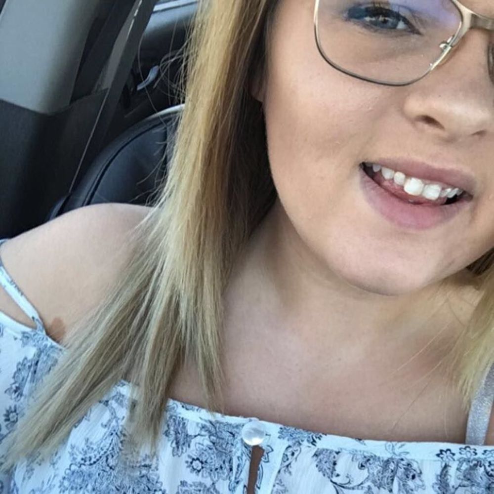 Meet your Posher, Kelsy